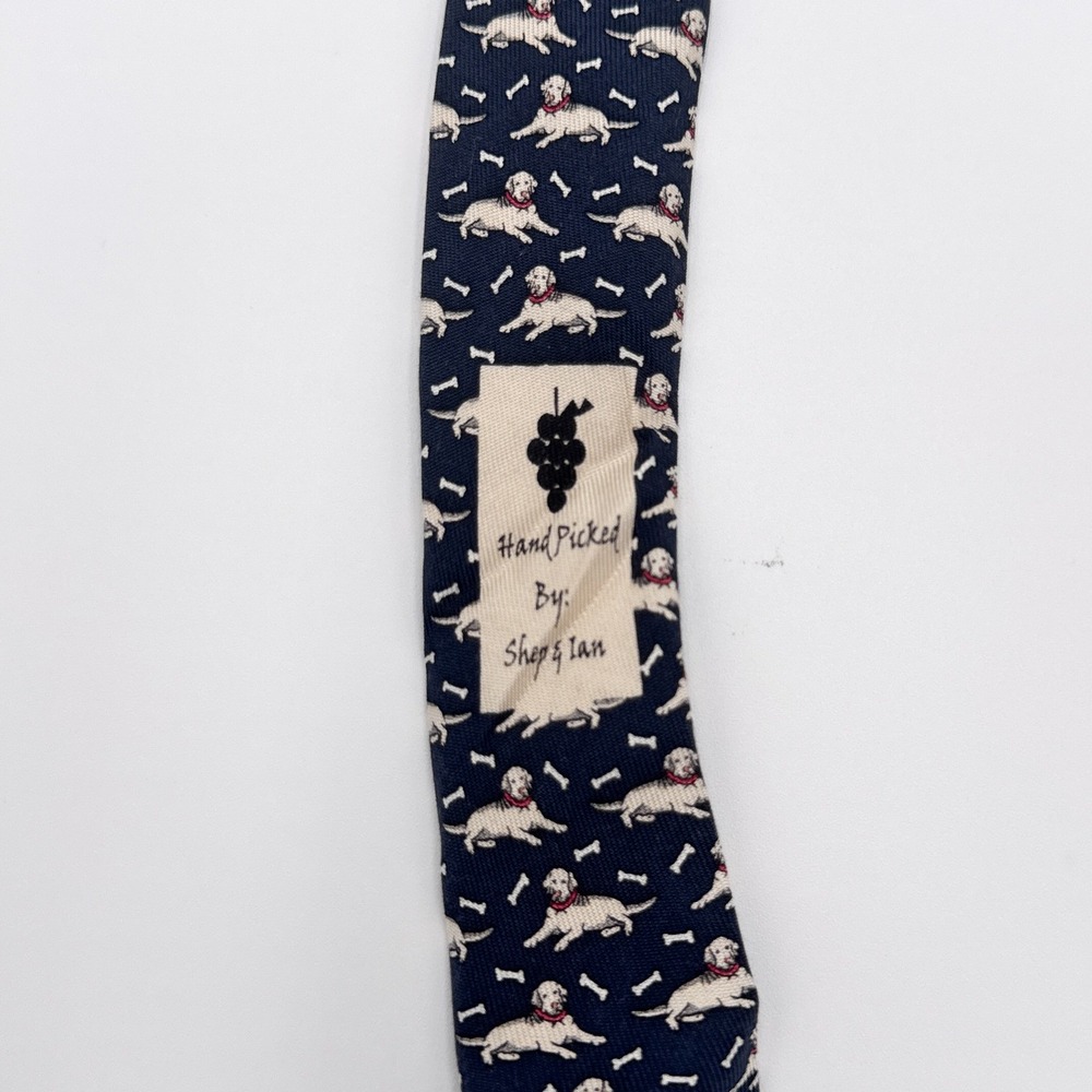 VINEYARD VINES 100% Silk Navy Dog Bone Print Martha's Vineyard 3.75" x 57" Tie - Picture 3 of 5